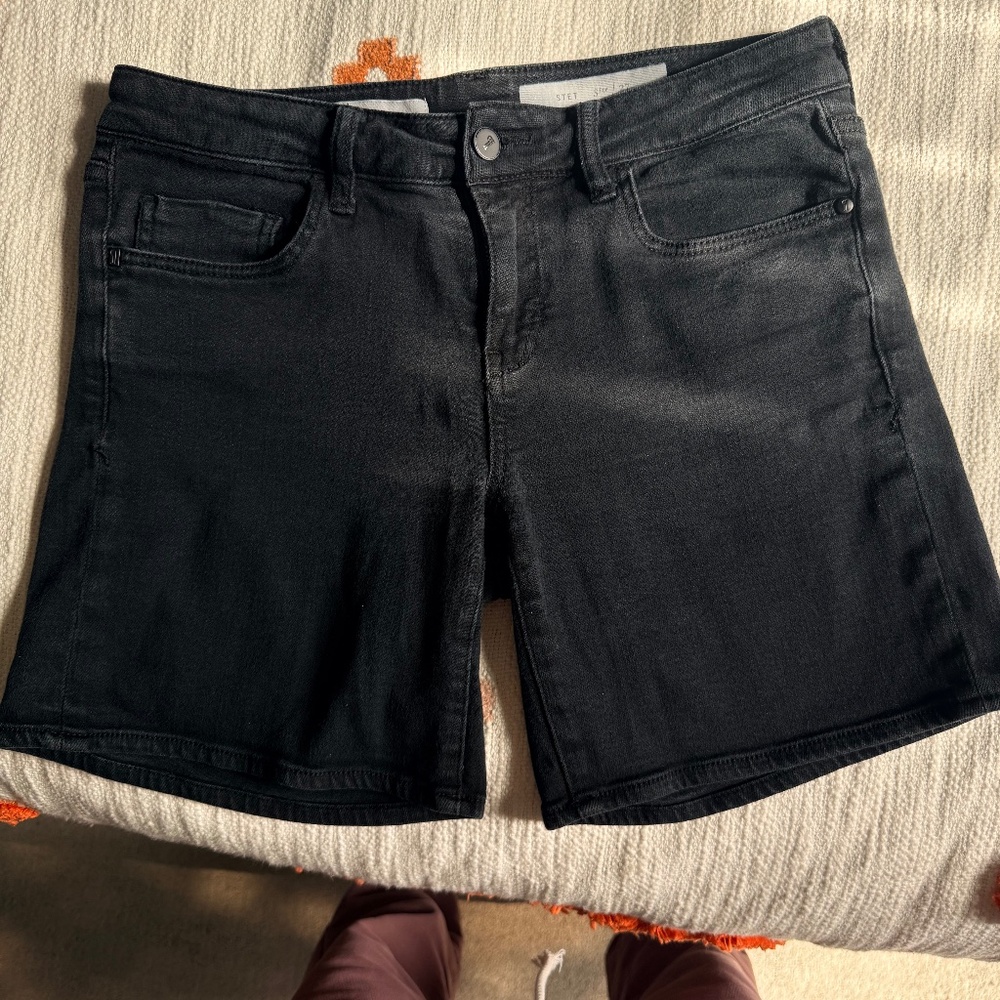 Anthropologie Pilcro Stet Shorts Size 27 Dark Wash